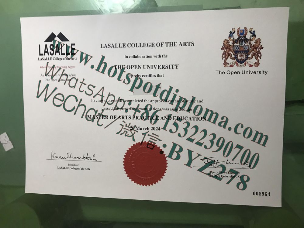 Fake LaSalle College of the Arts Diploma transcript